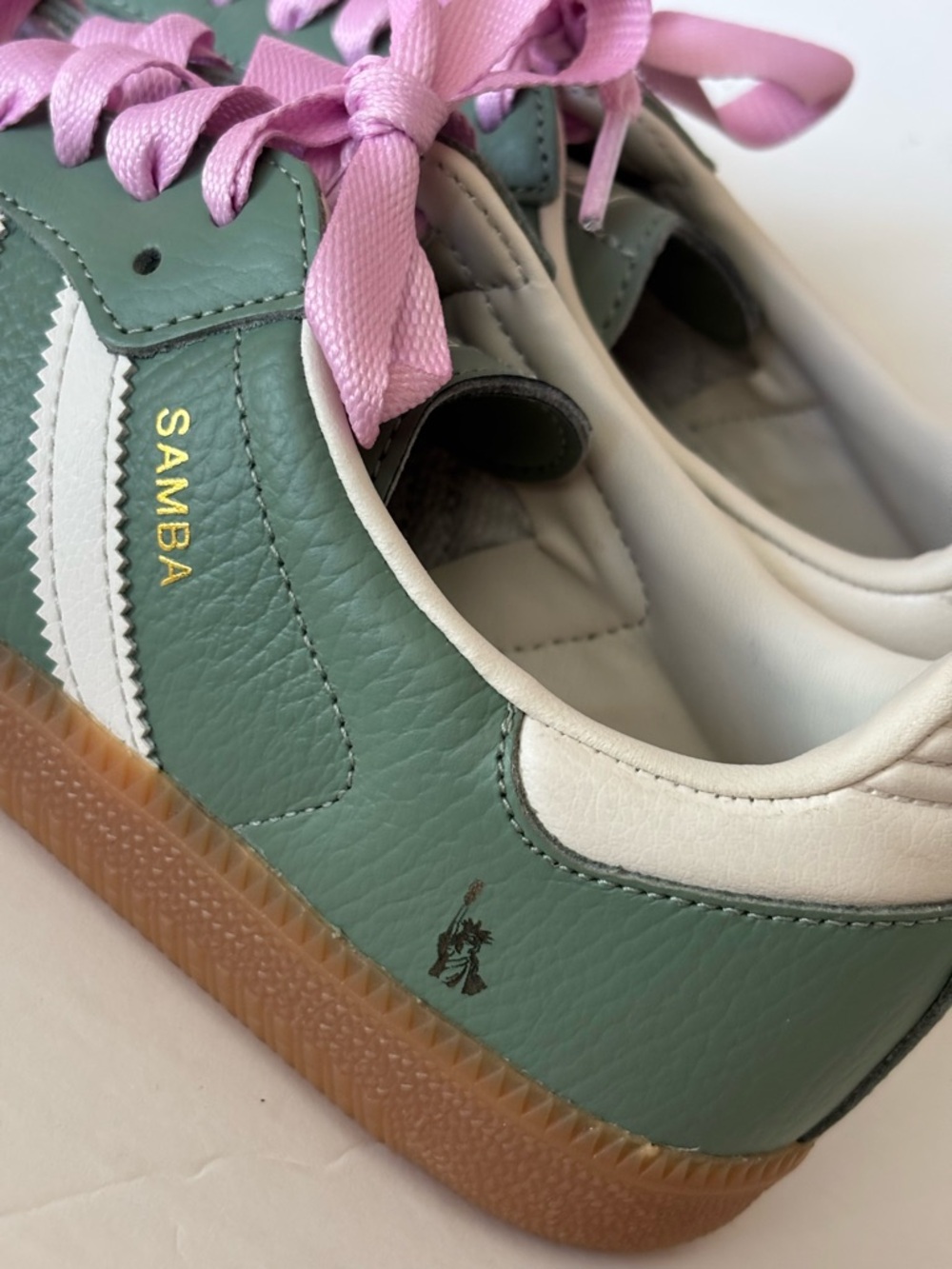 adidas ,Samba, Green Suede & Leather Sneakers with Pink Laces - Picture 6 of 6